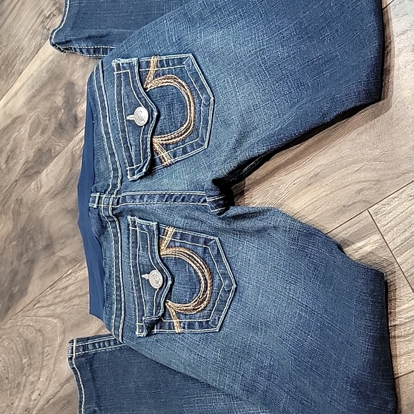 A Pea in the Pod Denim - True religion maternity